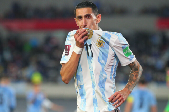Гол Ди Марии помог Аргентине обыграть Уругвай в гостях