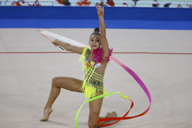 Россиянка Крамаренко выиграла четыре золота на этапе Гран-при по художественной гимнастике