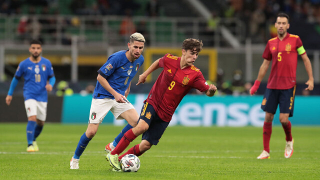 Волшебная Испания обыграла итальянцев в полуфинале Лиги наций, Ферран Торрес сделал дубль
