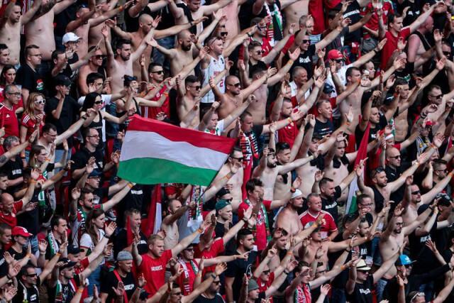 ФИФА оштрафовала сборную Венгрии и обязала провести домашний матч с Албанией при пустых трибунах