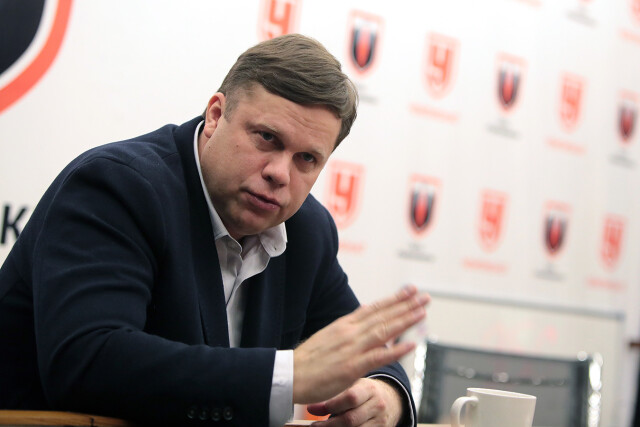 Радимов: сборная Украины не может тягаться с грандами. Так же как и сборная России. Это зависит от внутренних чемпионатов