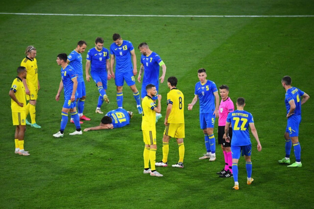 Жуткая травма на Евро может стоить карьеры футболисту сборной Украины