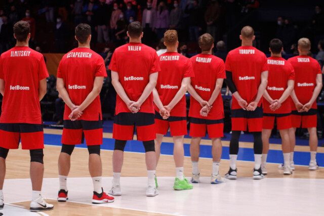 Сербская магия и привет из Нижнего. Как побеждает баскетбольная сборная России