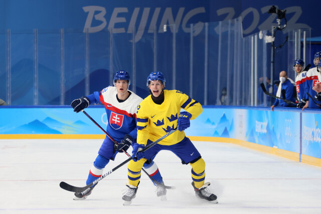 Хоккей матч 3 место. Зимние игры хоккей мужчины матч за 3-е место Швеция - Словакия. Швеция Словакия матч за 3 место. Словакия на Олимпиаде 2010 хоккей ц.
