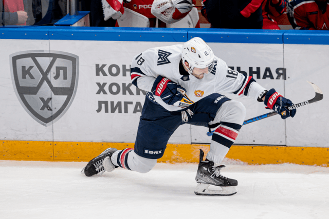 «Металлург» — «Трактор»: прогноз Максима Лебедева на 2-й матч серии КХЛ