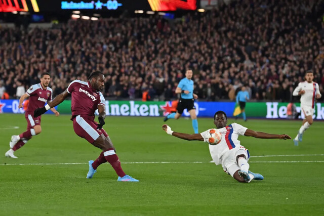 Мяч Вест Хэм photo Signature Football