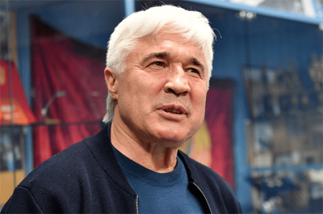 Ловчев отказался назвать Черчесова выдающимся тренером