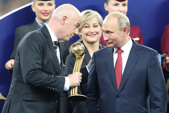 ФИФА приостановила выплаты России за проведение чемпионата мира — 2018