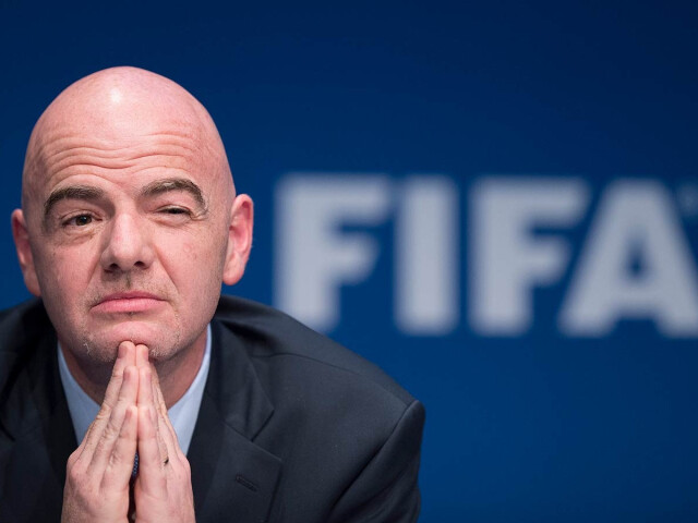 ФИФА может значительно изменить футбольные правила
