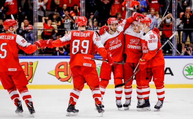 Дания нанесла поражение Канаде на чемпионате мира по хоккею