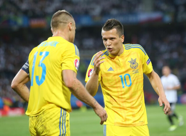 Сборная Украины забила три гола впервые за 14 матчей