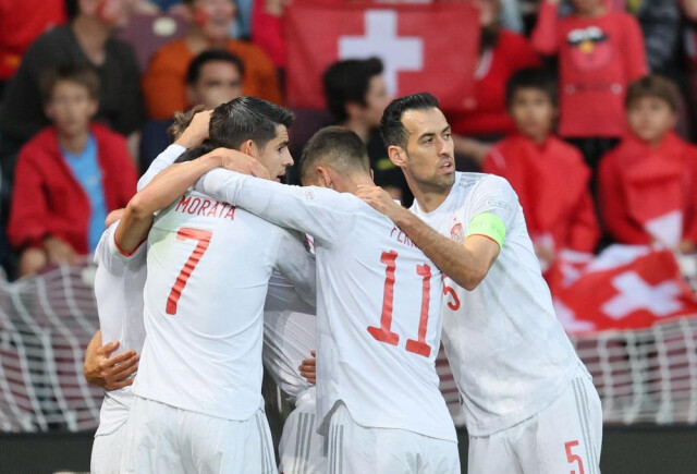 Испания победила Чехию в матче Лиги наций