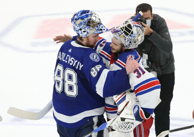Василевский и Шестёркин возглавили рейтинг лучших вратарей НХЛ