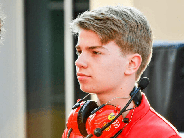 Шварцман финишировал 16-м в своей первой тренировочной сессии в Формуле-1