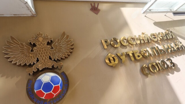Украина потребует исключения России из УЕФА и ФИФА