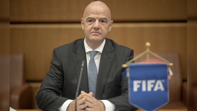 Президент ФИФА: Россия и Украина должны прекратить огонь на время ЧМ-2022
