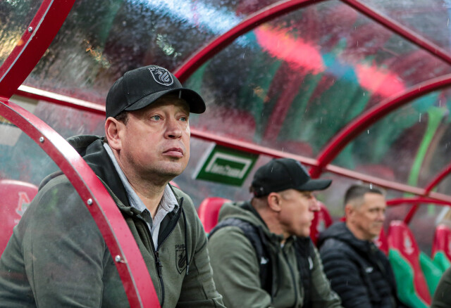 Леонид Слуцкий подал в отставку с поста главного тренера «Рубина»