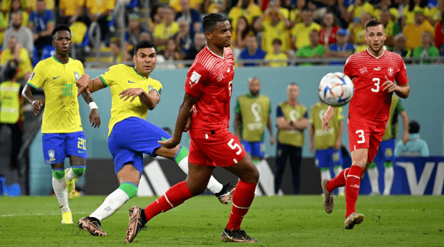 Бразилия обыграла Швейцарию и вышла в плей-офф чемпионата мира