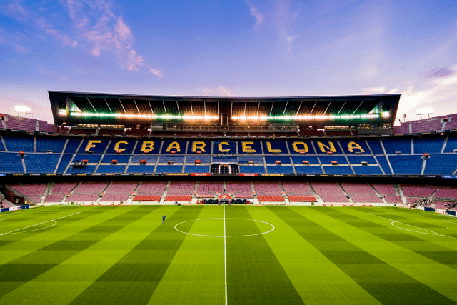 Клубное телевидение «Барселоны» не будет показывать матч с «Атлетико» из-за забастовки персонала