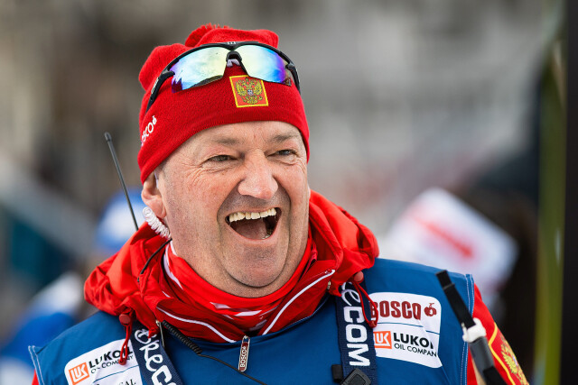 Тренер сборной Италии Крамер призвал вернуть российских лыжников на международную арену