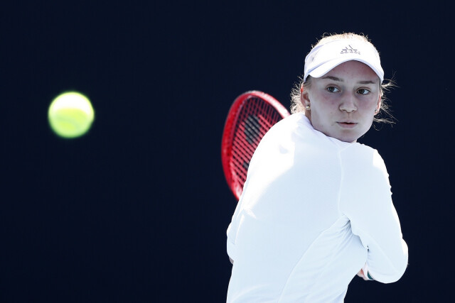 Экс-россиянка Рыбакина вынесла первую ракетку мира. Елена идёт к титулу на Australian Open?
