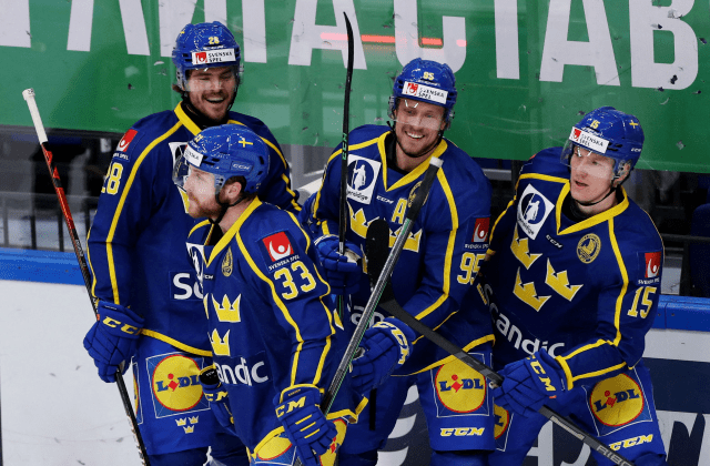 Швеция обыграла Финляндию и стала победителем домашнего этапа Евротура
