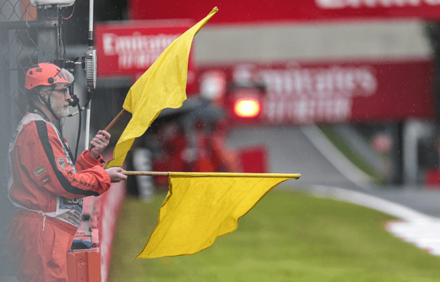 ФИА ввела новые ограничения скорости под двойными жёлтыми флагами в Формуле-1
