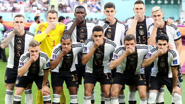 Сборная Германии не может победить в четырёх матчах подряд