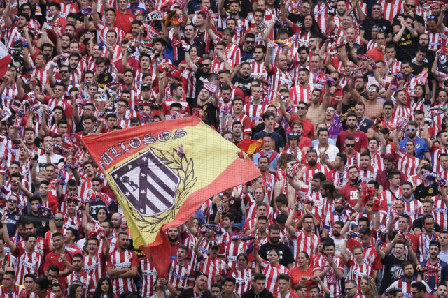 «Атлетико» под давлением фанатов может изменить эмблему клуба