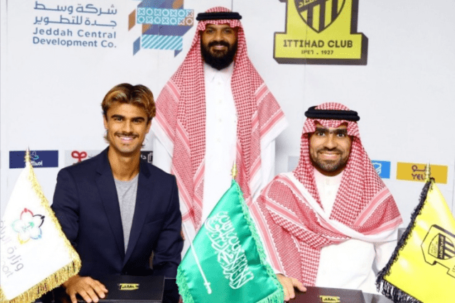 Саудовский «Аль-Иттихад» подписал контракт с португальским форвардом Жотой
