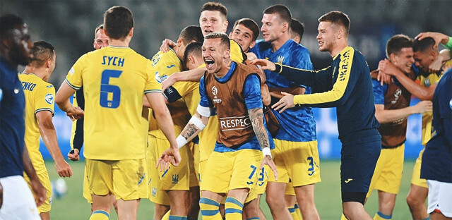 Руслан Ротань: Украина в матче с Испанией отдаст все силы, чтобы выйти в финал Евро-2023