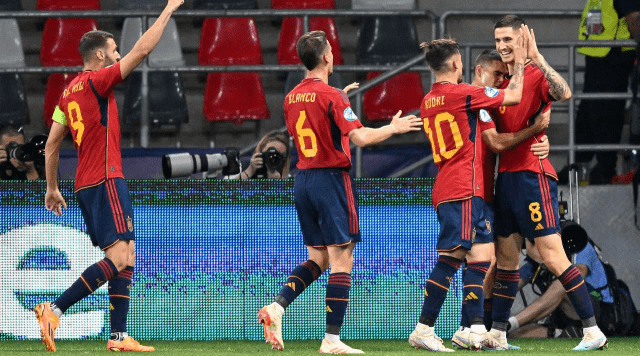 Сборная Испании разгромила Украину в полуфинале молодёжного Евро по футболу