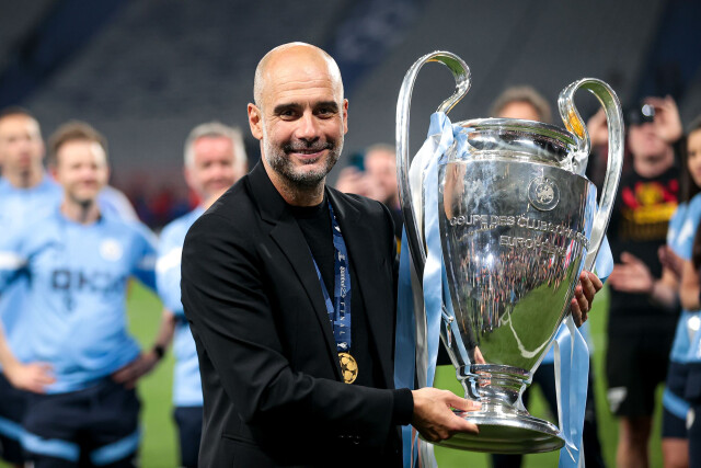 Гвардиола признан лучшим тренером сезона-2022/2023 по версии УЕФА
